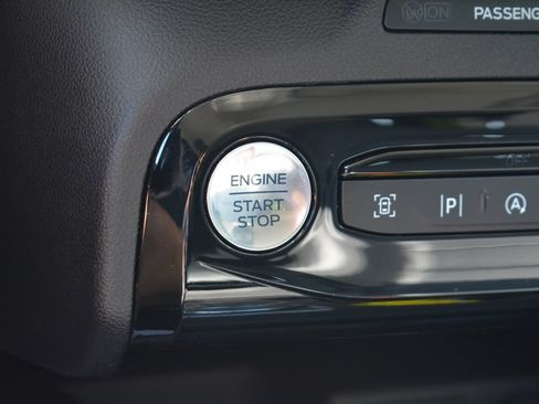 Used 2024 Ford Escape Platinum AWD/4WD image 15