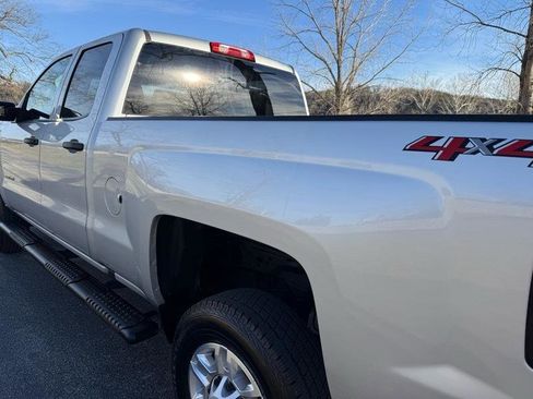 Used 2019 Chevrolet Silverado 2500 W/T image 14