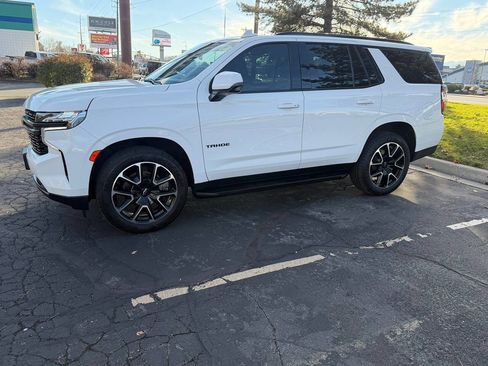 Used 2023 Chevrolet Tahoe RST w/ Luxury Package image 4