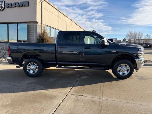 New 2026 RAM 2500 Tradesman AWD/4WD image 5