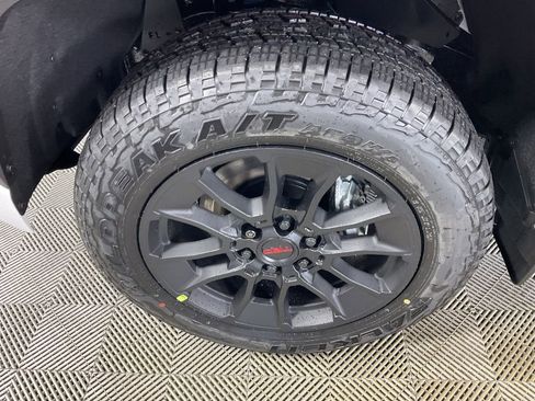 New 2026 Toyota Tundra Limited image 4