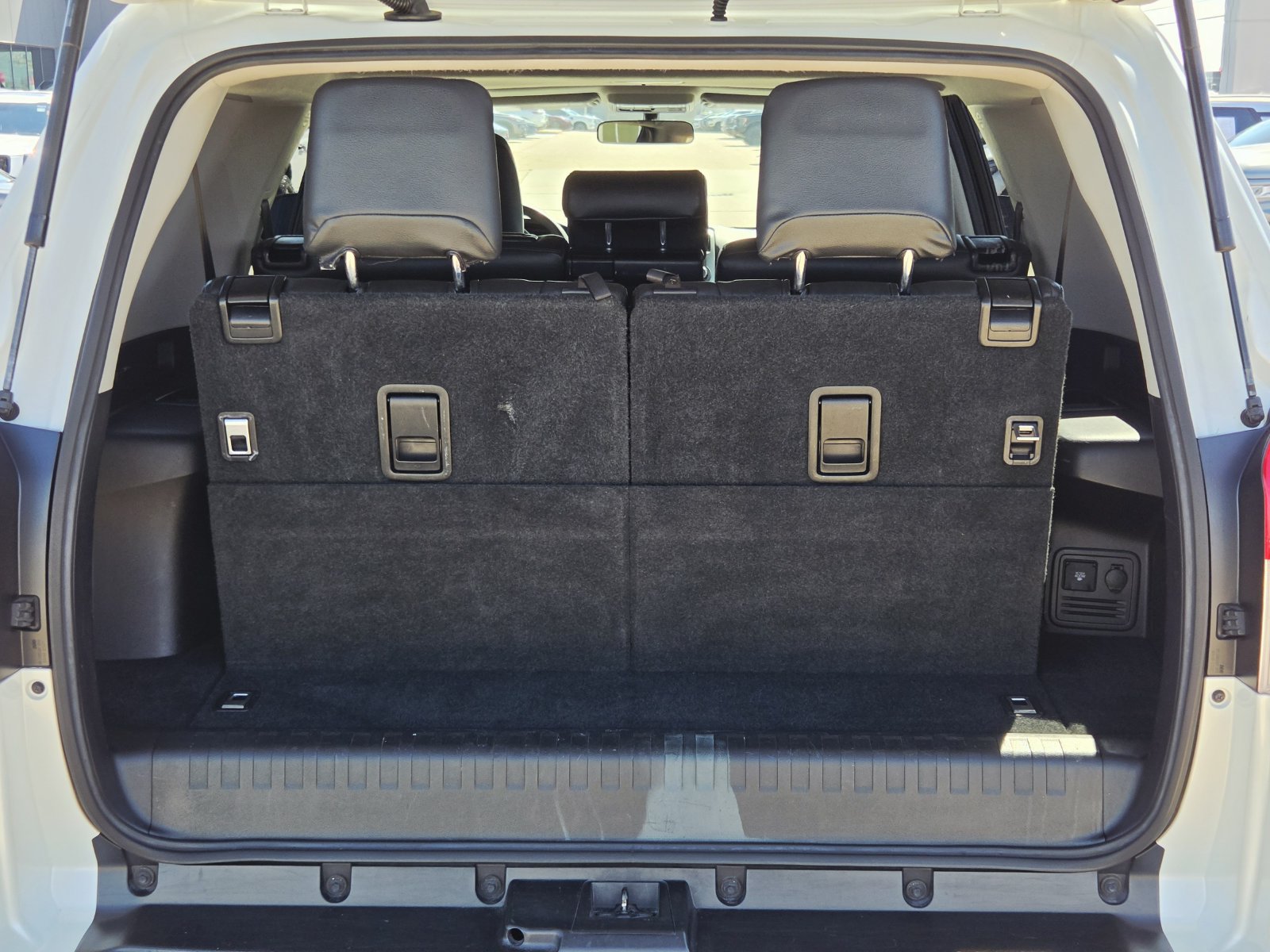 Used 2013 Toyota 4Runner SR5 w/ Convenience Pkg RWD image 16