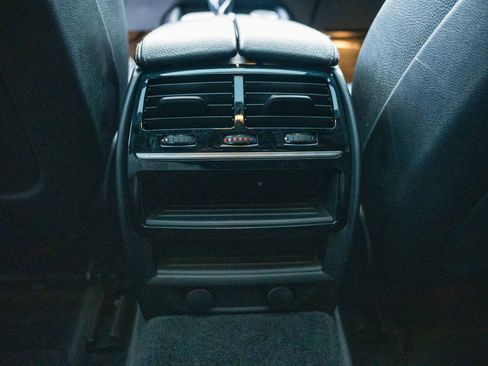 Used 2018 BMW 640i Gran Turismo xDrive w/ M Sport Package image 21