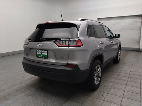 Used 2019 Jeep Cherokee Latitude Plus w/ Comfort/Convenience Group AWD/4WD image 9