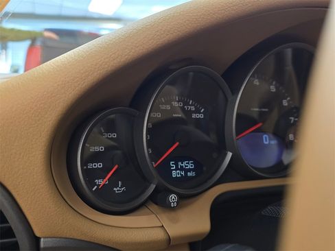 Used 2008 Porsche 911 Carrera 4 image 7