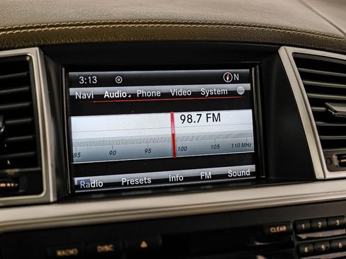 Used 2015 Mercedes-Benz GL 320 BlueTEC 4MATIC image 33