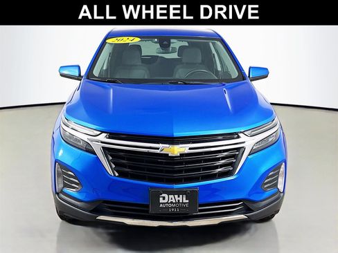 Used 2024 Chevrolet Equinox LT image 2