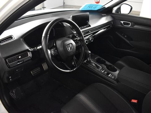 Certified 2024 Honda Civic Sport image 2