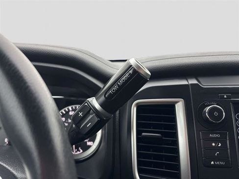 Used 2019 Nissan Titan S w/ S Utility Package image 22