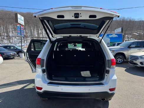 Used 2019 Jeep Grand Cherokee Limited image 35
