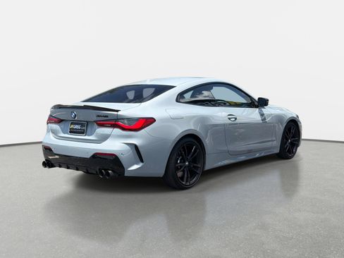 Used 2024 BMW M440i Coupe w/ Premium Package RWD image 3