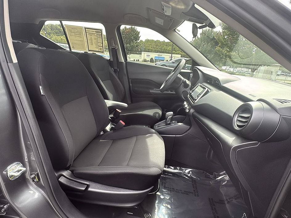 Certified 2024 Nissan Kicks S FWD image 25