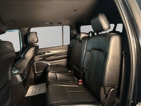 Used 2024 Jeep Wagoneer L Series III w/ Flexible Seating Group image 16