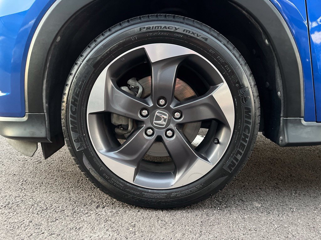 Used 2018 Honda HR-V EX image 11