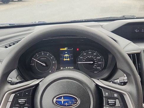 Used 2022 Subaru Impreza 2.0i Premium image 13