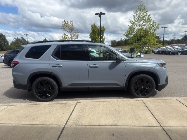 New 2026 Honda Pilot Black Edition image 6