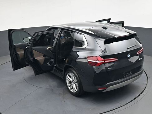 Used 2025 BMW X3 xDrive30i w/ Convenience Package image 42