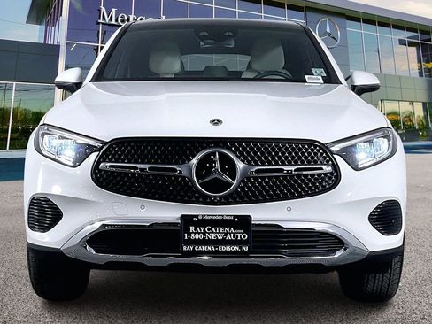 Used 2026 Mercedes-Benz GLC 300 4MATIC image 3