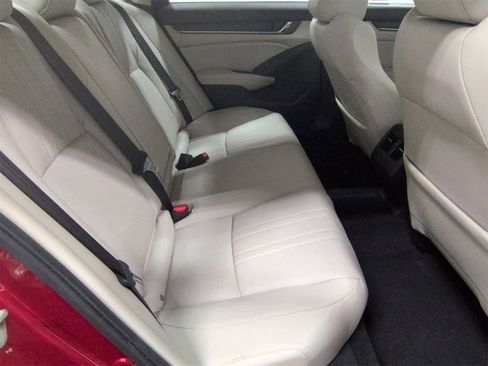 Used 2018 Honda Accord Touring image 22