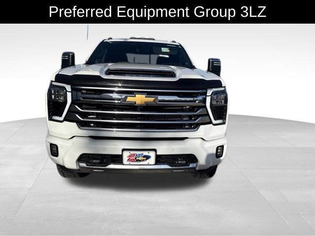 Certified 2024 Chevrolet Silverado 2500 High Country w/ High Country Premium Package AWD/4WD image 2