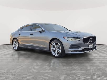Used 2018 Volvo S90 T5 Momentum w/ Convenience Package