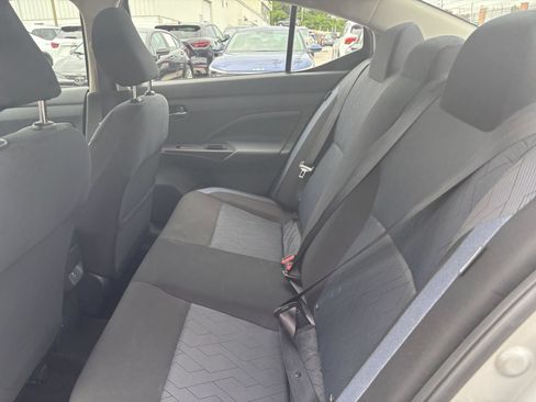Used 2025 Nissan Versa SV FWD image 17
