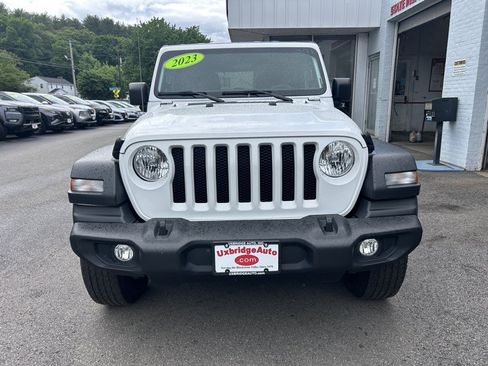 Used 2023 Jeep Wrangler Unlimited Sport AWD/4WD image 3