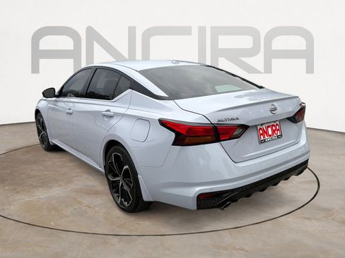 New 2025 Nissan Altima 2.5 SR image 8