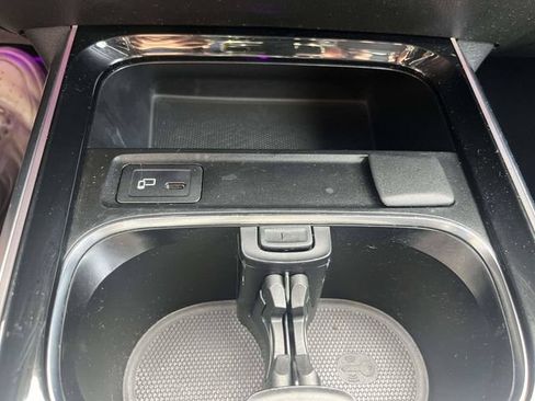 Used 2021 Mercedes-Benz GLB 250 image 29