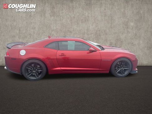 Used 2014 Chevrolet Camaro SS w/ RS Package RWD image 6