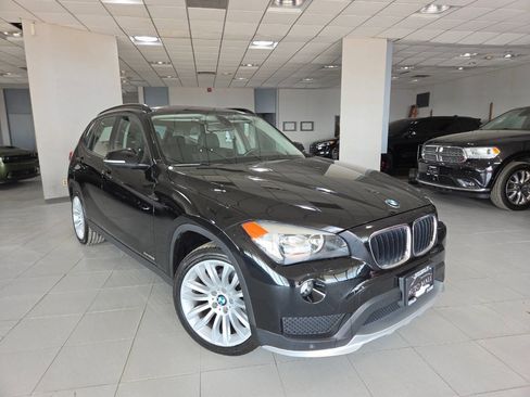 Used 2015 BMW X1 xDrive28i image 1