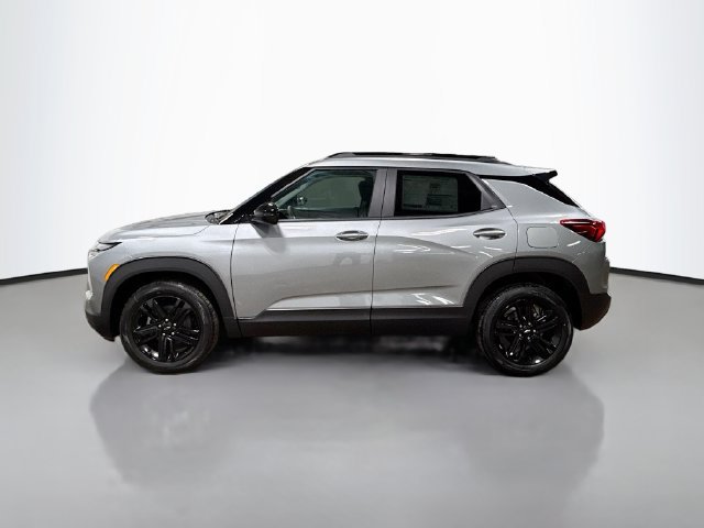 New 2026 Chevrolet TrailBlazer LT w/ Midnight Edition FWD image 11
