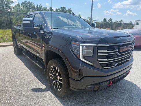 Used 2025 GMC Sierra 1500 AT4 w/ AT4 Premium Package AWD/4WD image 2