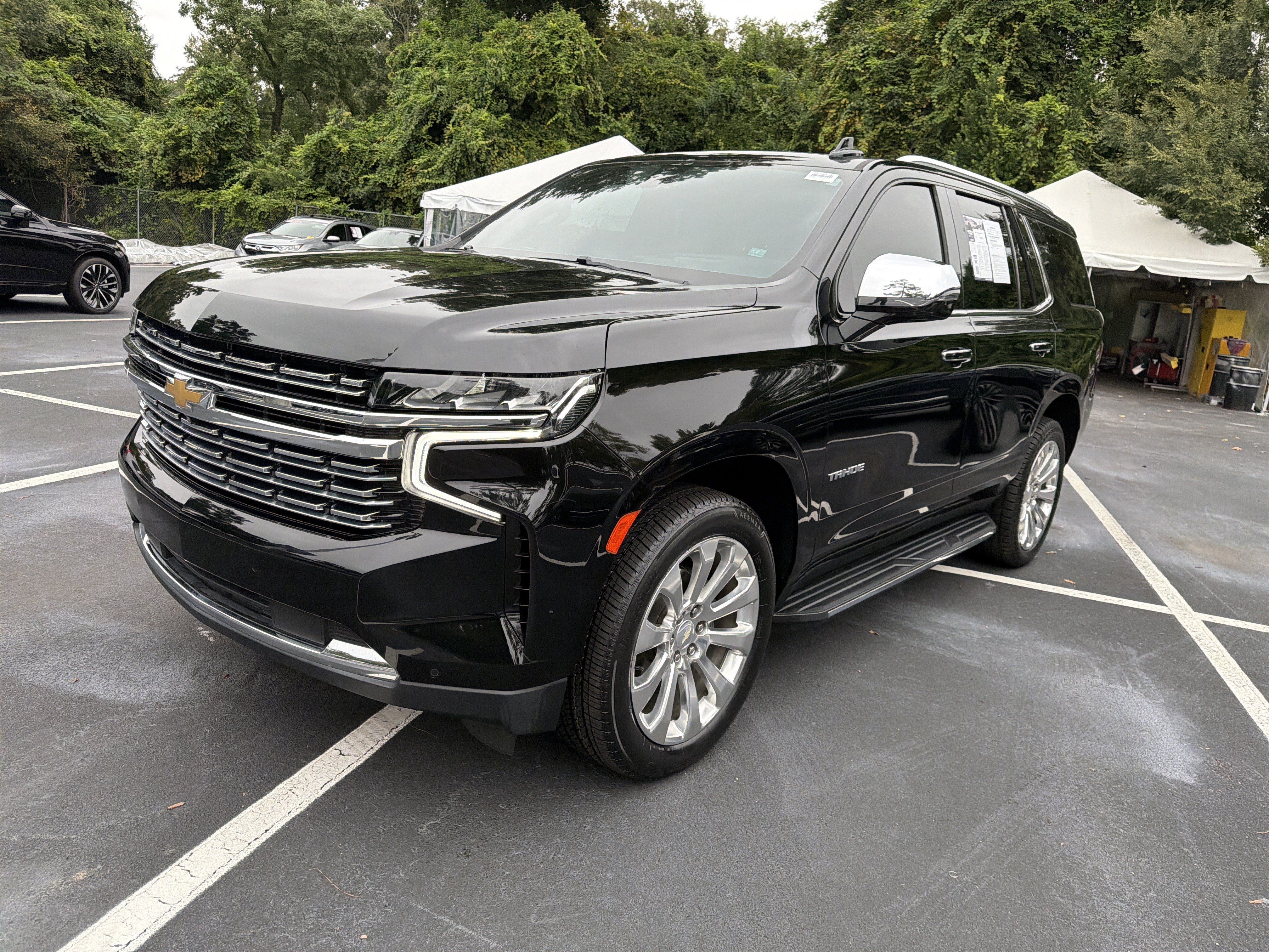 Used 2021 Chevrolet Tahoe Premier w/ Premium Package RWD image 5
