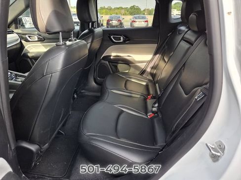 Used 2026 Jeep Compass Limited AWD/4WD image 10