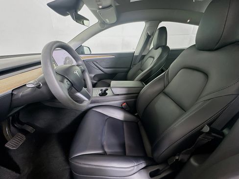 Used 2023 Tesla Model Y Long Range AWD/4WD image 13
