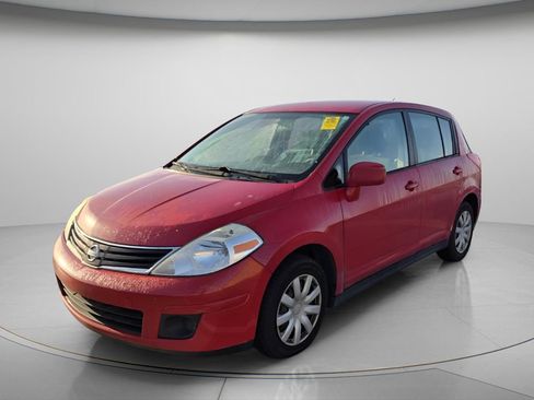 Used 2012 Nissan Versa 1.8 S FWD image 4