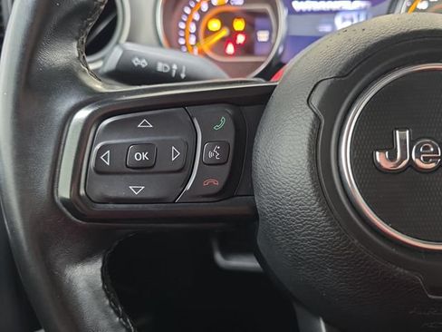 Used 2020 Jeep Wrangler Sport AWD/4WD image 14