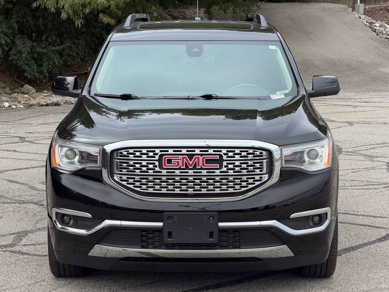 Used 2018 GMC Acadia Denali w/ Technology Package AWD/4WD image 7