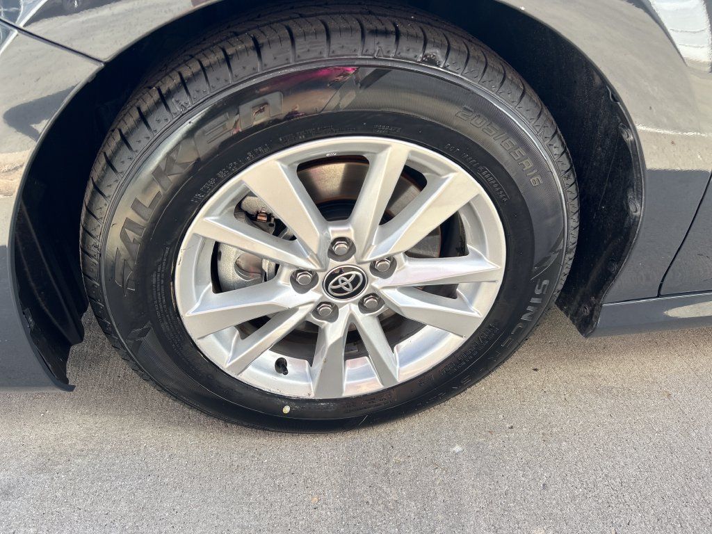 Certified 2025 Toyota Camry LE FWD image 14