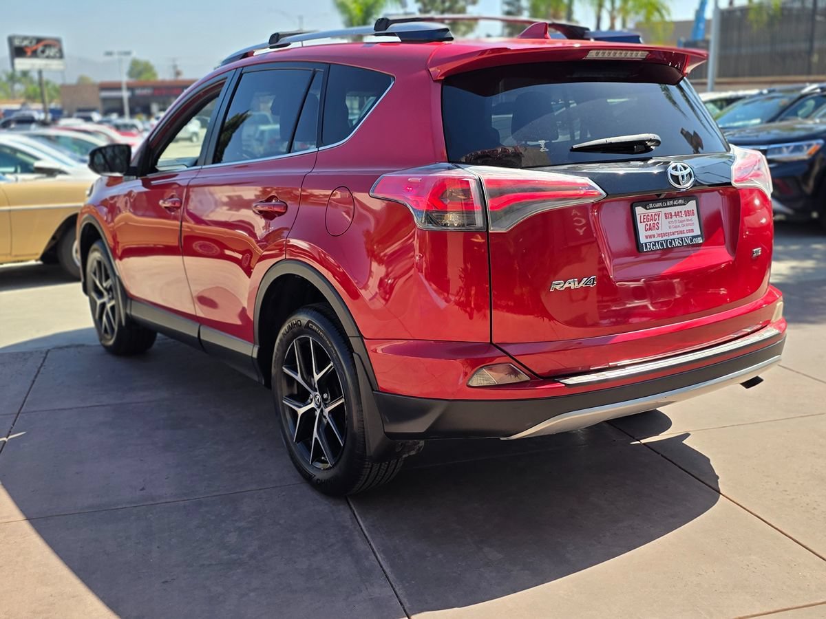 Used 2017 Toyota RAV4 SE FWD image 10