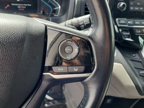 Used 2018 Honda Odyssey EX-L image 12