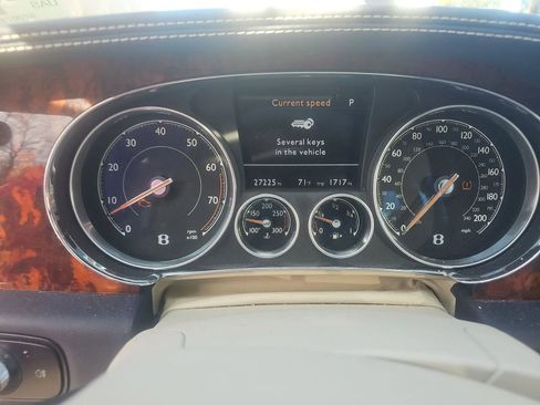 Used 2017 Bentley Continental GT image 5