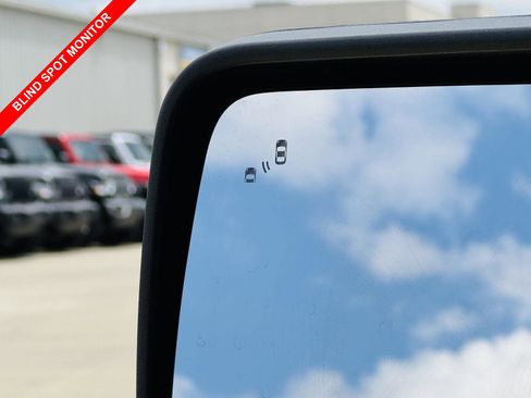 Used 2025 Ford Bronco Big Bend AWD/4WD image 9