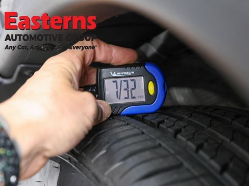 Used 2023 Nissan Rogue SV AWD/4WD image 28