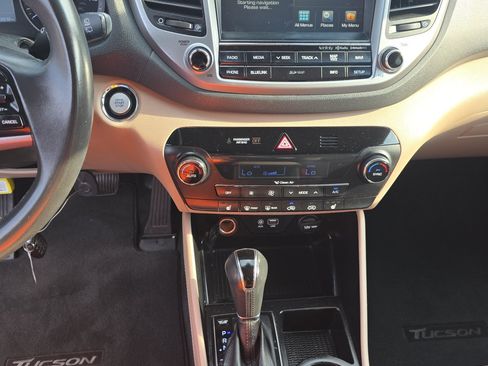 Used 2017 Hyundai Tucson Limited FWD image 7