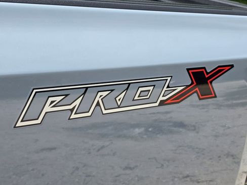 Used 2025 Nissan Frontier Pro-X RWD image 6