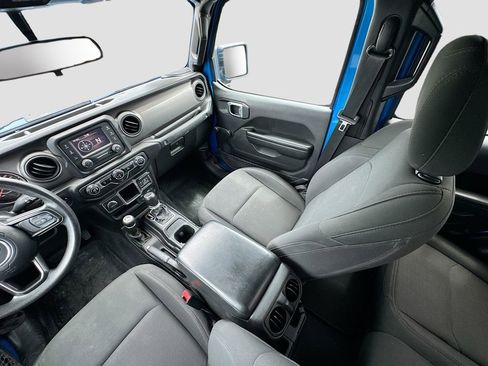 Used 2021 Jeep Gladiator Sport AWD/4WD image 26
