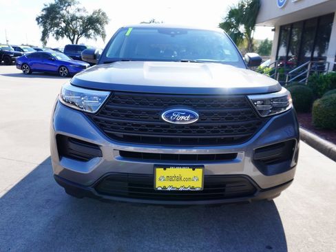Certified 2021 Ford Explorer 2WD image 2