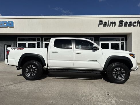 Used 2023 Toyota Tacoma TRD Off-Road image 24